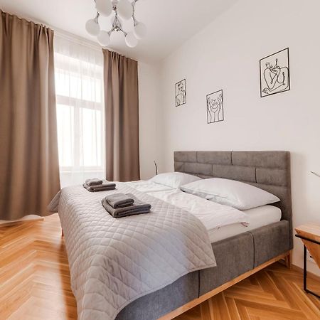 New Town Oases Apartment Prága Kültér fotó
